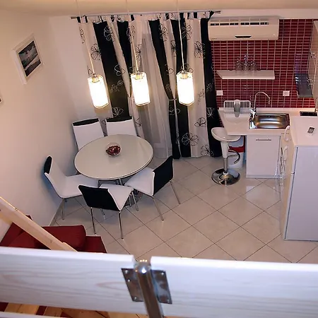 Apartment 6058a *